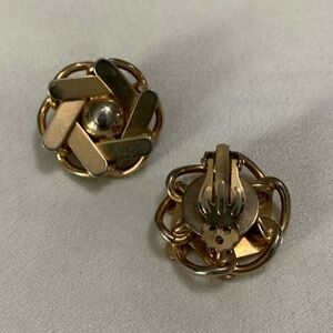 Vintage Gold Tone clip on earrings